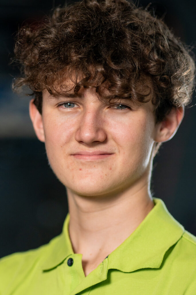 Garage_Bucher_Erni_Darius_01